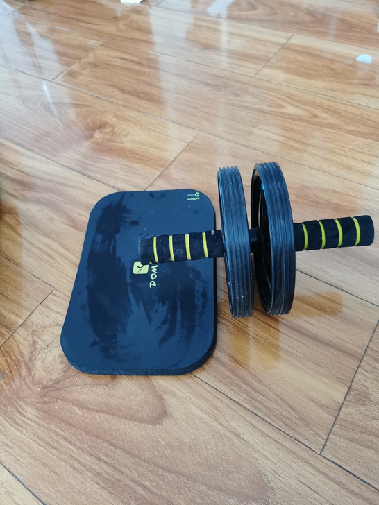 迪卡侬腹肌轮，