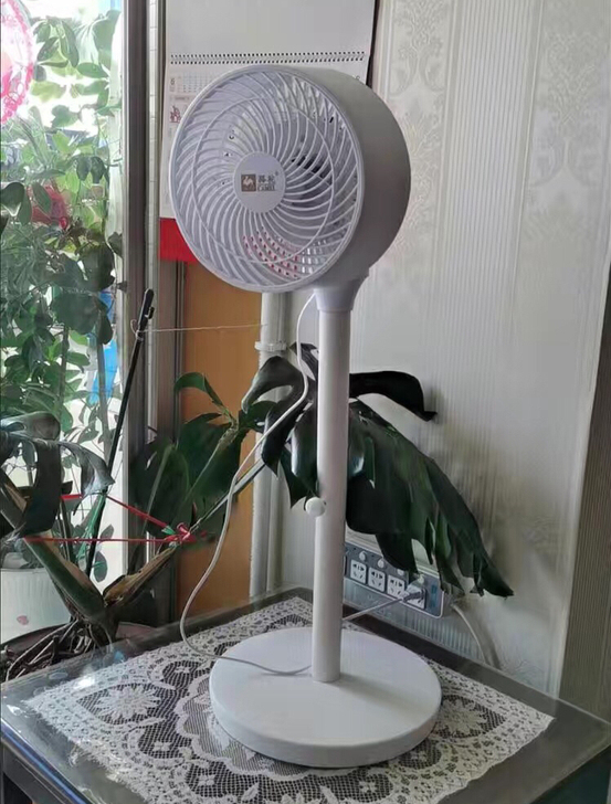 【37元包邮】骆驼空气循环扇家用电风扇台式...