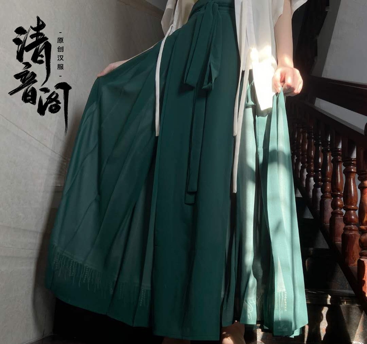 清音阁原创汉服  锁清秋  墨玉  s码