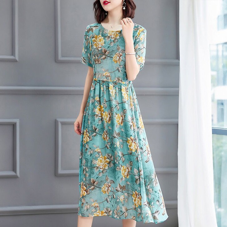 冰丝连衣裙2021新款夏季印花碎花裙子女温...