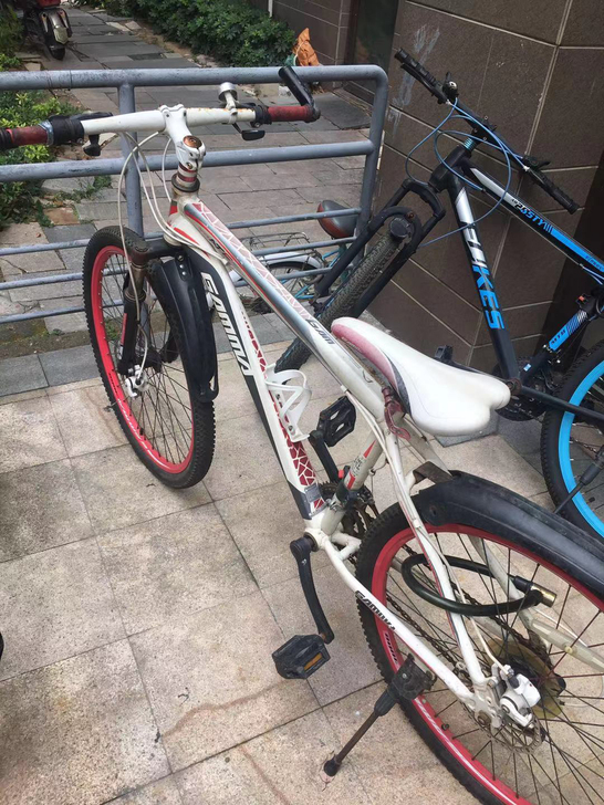 山地自行车 买来没怎么骑过
