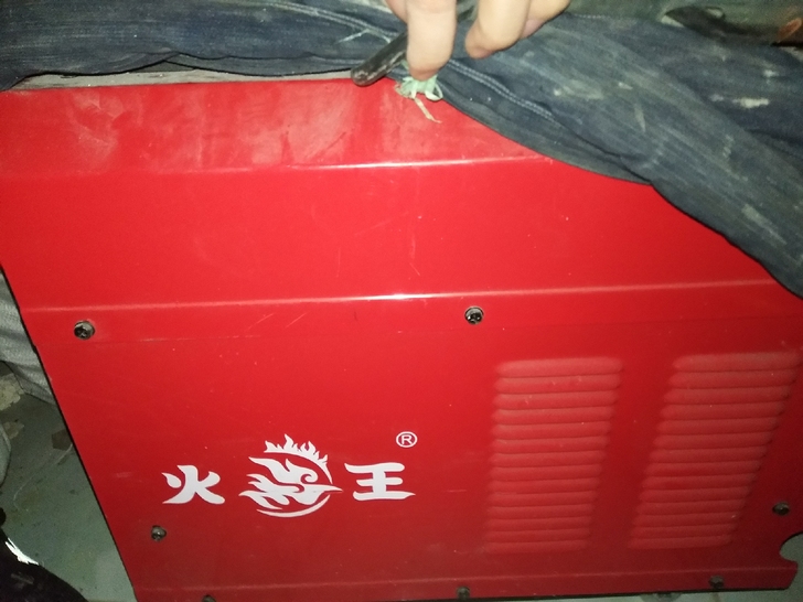 火王牌双电压内置气泵等离子切割机