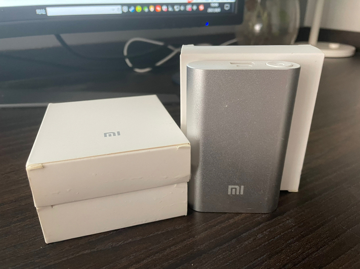 全新小米10000毫安充电宝