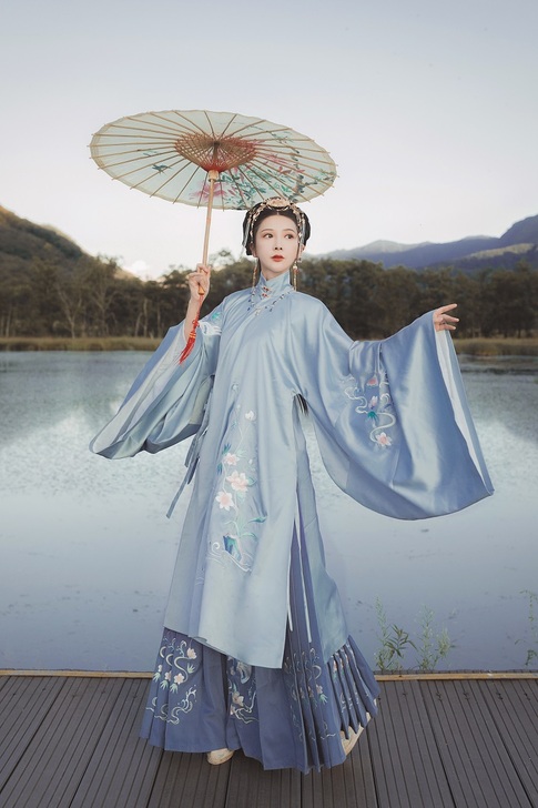 花神记袄裙明制套装立领秋冬季长袄衫马面裙正...