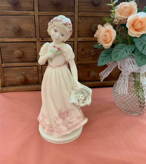 英产 科尔伯特 可爱小女孩 圣诞小猫 瓷偶...