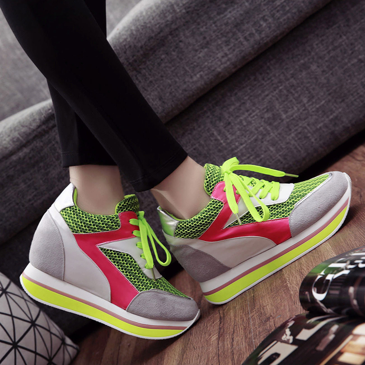2019春季新款时尚拼色坡跟厚底运动休闲鞋...