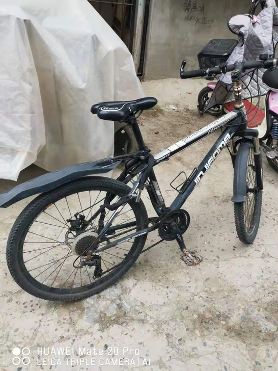 16年的车。大改过。中轴由滚珠升级为轴承。...