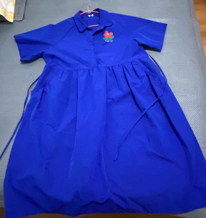 花小人系列连衣裙，包容性比较大，高个子妹子...