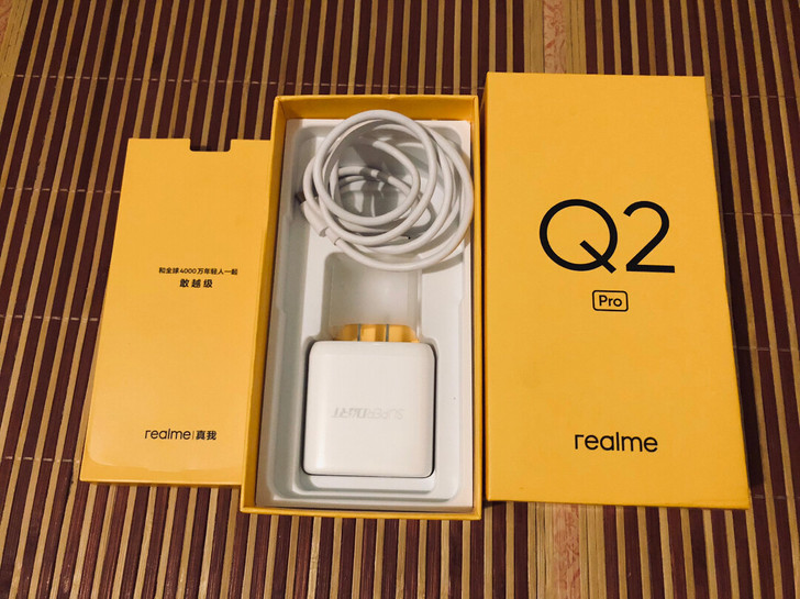 Realme Q2 pro 原装充电器,6...