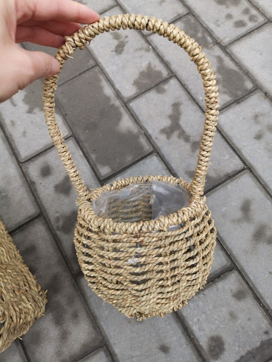 藤编手提花篮