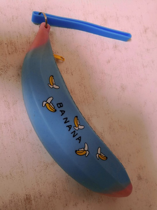 包邮白送~蓝色橡胶笔袋,防潮