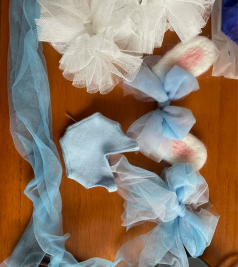 小刀出芭蕾中班20cm娃衣,衣服有轻微脱线...