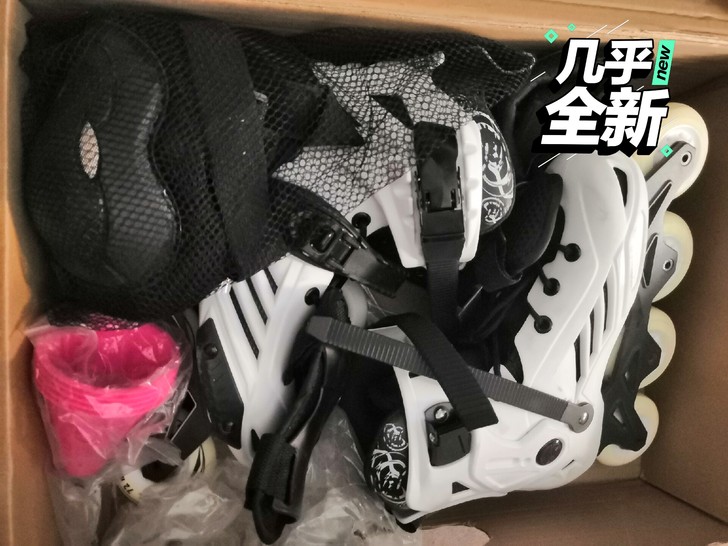 专业轮滑鞋37码,是可以做花样的那种,护具...