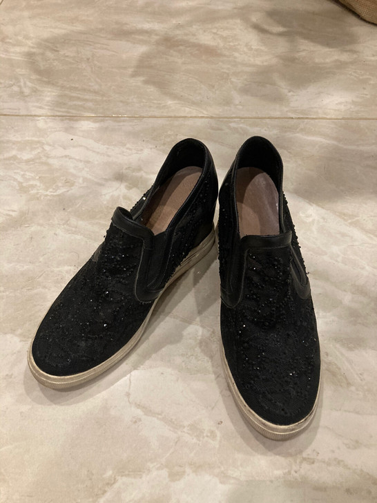 坡跟厚底黑色蕾丝镶钻女鞋,38码,穿着比运...