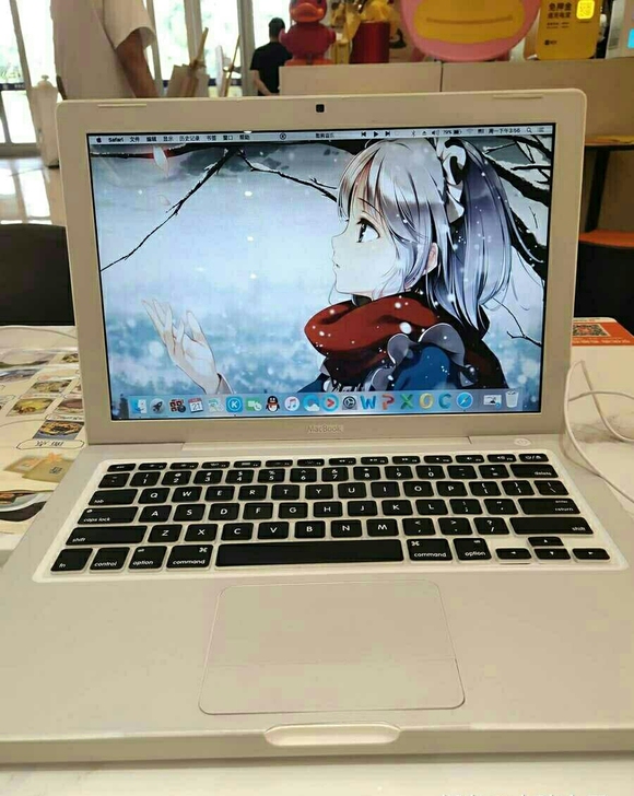 转女生个人自用i 5高配笔记本电脑macb...