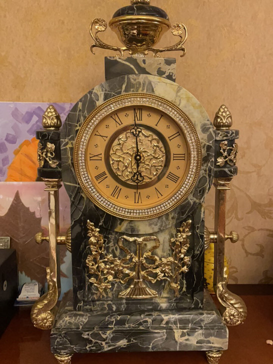 豪华大理石座钟 单人能抬走再减200元 厚...