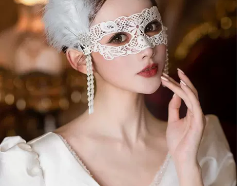 女神面具白色蕾丝流苏羽毛性感假面时尚派对化...