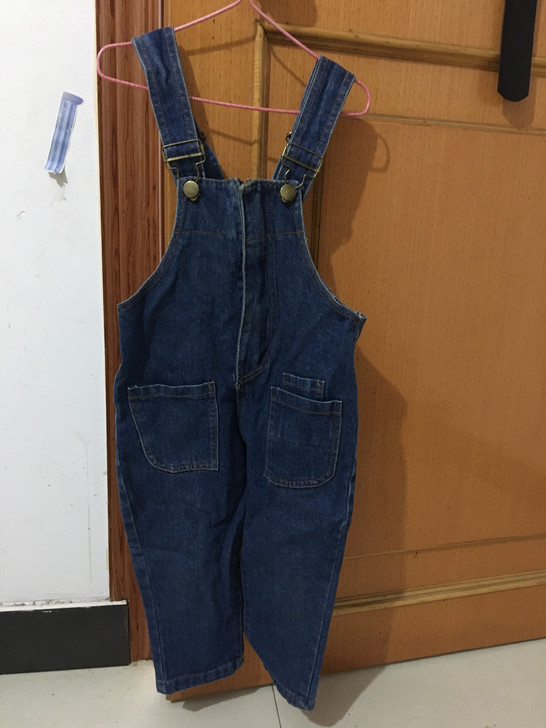 牛仔背带裤中性90码,牛仔裤中间2条80码...