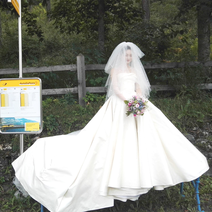 晚晚同款婚纱女2018新款新娘长拖尾公主梦...