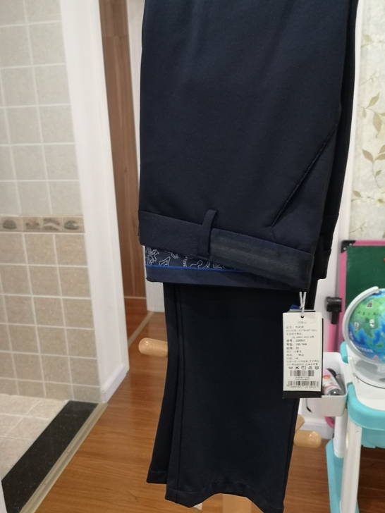 全新如意鸟休闲男裤，180/94A，腰围9...