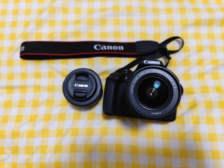 佳能 相机 型号：EOS1500D 双镜头