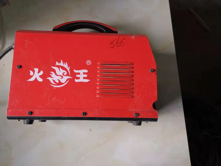 火王焊割机 两台 几乎全新 成色看图 型号...