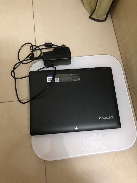 迷你版联想笔记本手提电脑9.9成新