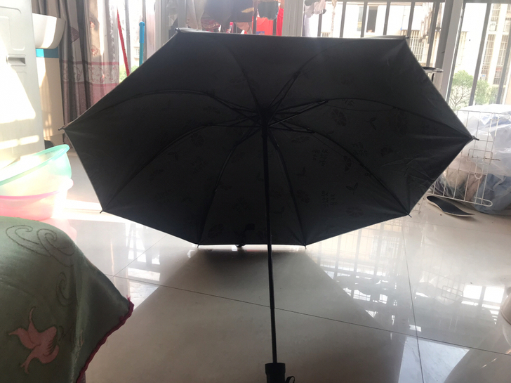 遮阳伞出售全新，可遮两到三人，15一把，支...