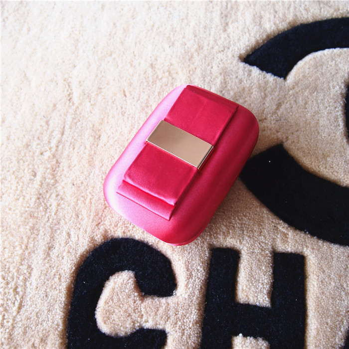 v938熊熊五皇冠*时尚百搭小巧款蝴蝶结绸...