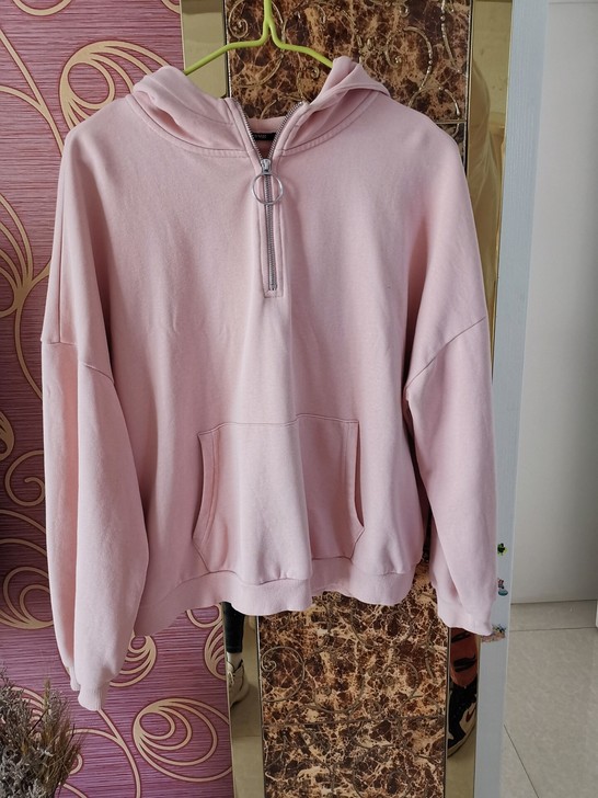 没穿几次 搬家不方便带走 低价出