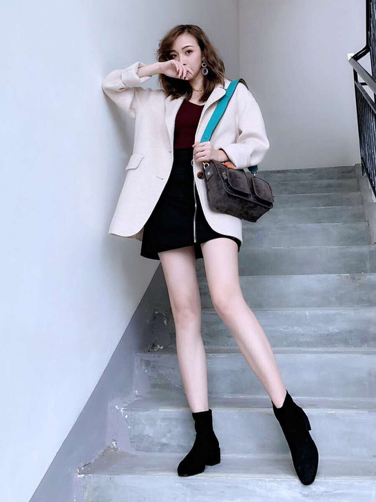 whaleite磨砂牛皮单肩斜挎包女方盒型...