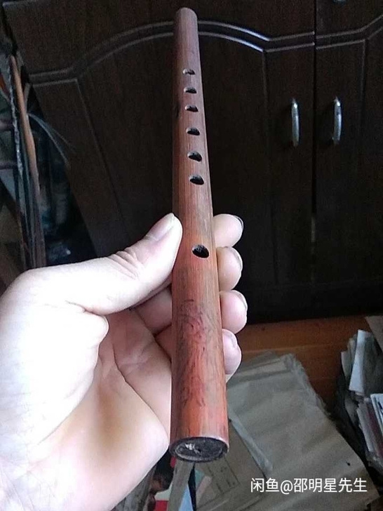 老笛子一支,一线收的,还能用,估计有四十年...
