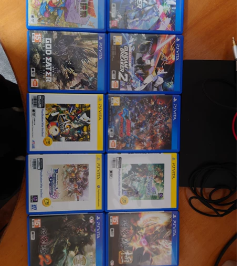 psv十张正版卡带打包出售，除了第一个高达...