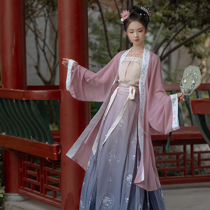 我只买了下裙只有下裙