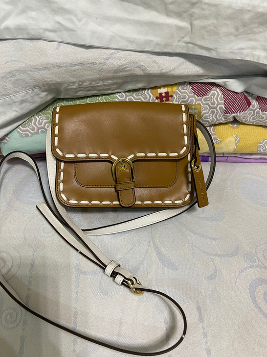 Michael kors小包超级好看的棕色...