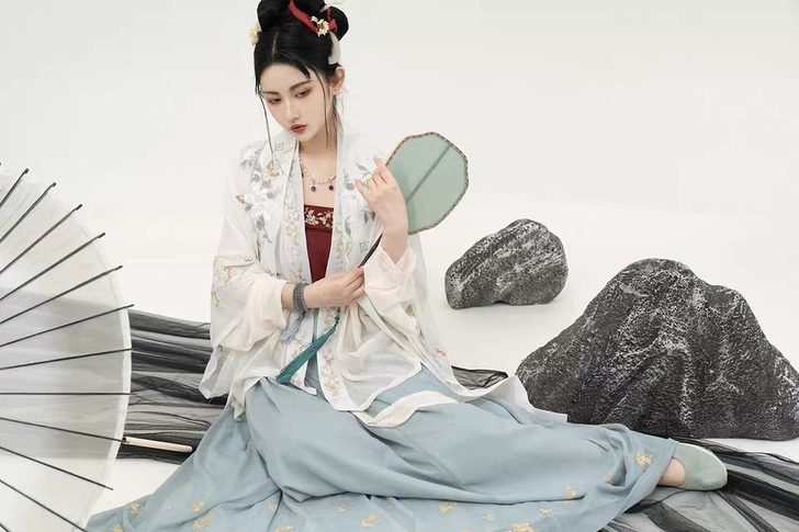 白鹿时  汉服  宋制  白倾城