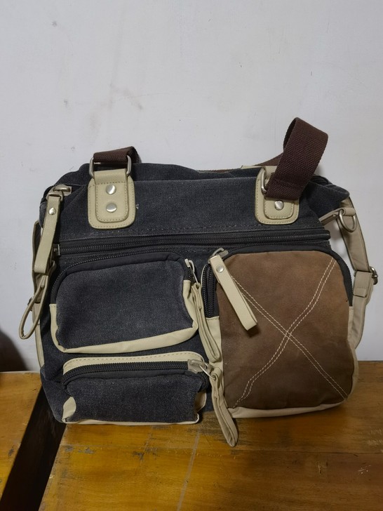 男士帆布单包，可挎可拎，口袋多，大气上档次...