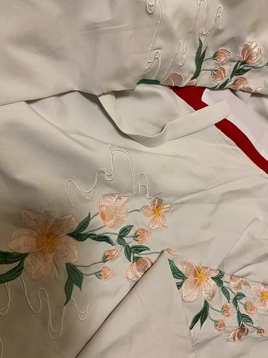 石灵记原创汉服 吊牌不在了 入手价格记不太...