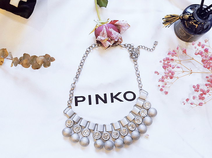 磨砂银色钻石锁骨链