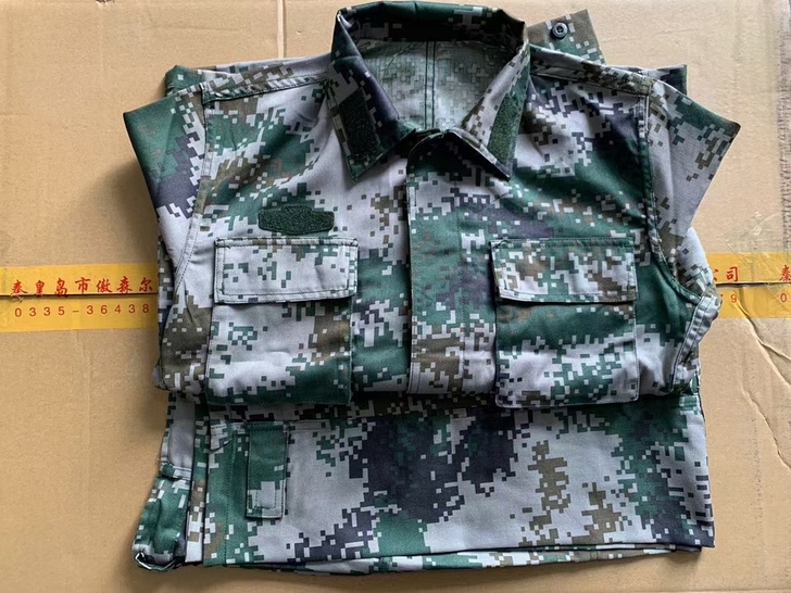 正品,迷彩,二手非全新,大小号都有,包邮