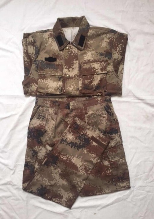 二手工作服，七八成新，耐磨耐穿。一套65元...