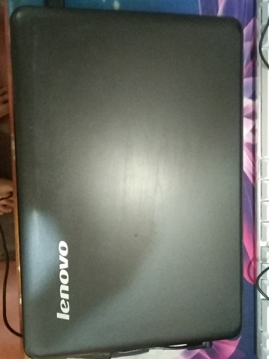 联想笔记本电脑，功能正常，配置比较低。可以...