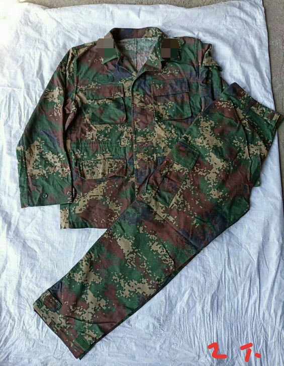 二手迷彩服套装