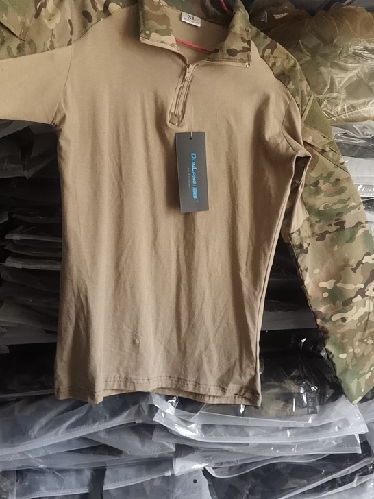 盾郎蛙服上衣一件175号，质量不错，特价出...