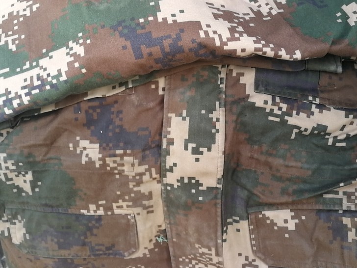 迷彩服上衣号码齐全，保正品