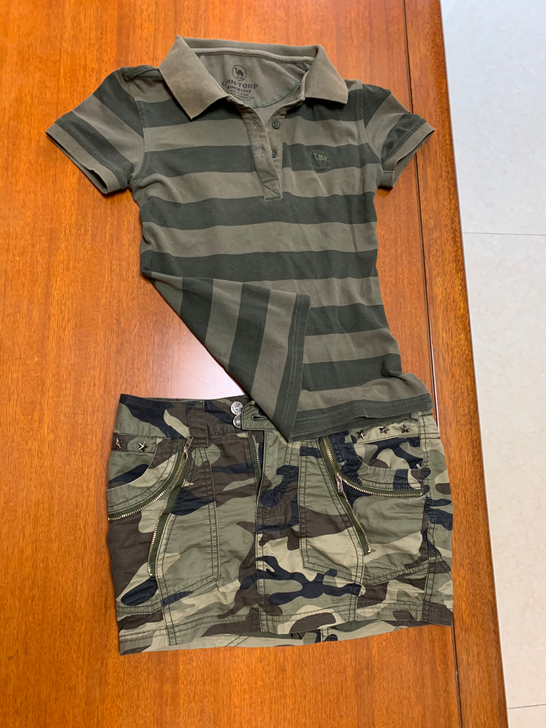 can.torp迷彩服，裙裤是绿色装备的牌...