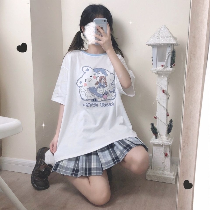 短袖动漫卡通二次元少女上衣可爱宽松原宿风半...