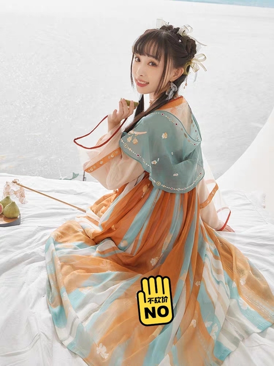 （出）十三余家的瑶遇见神鹿