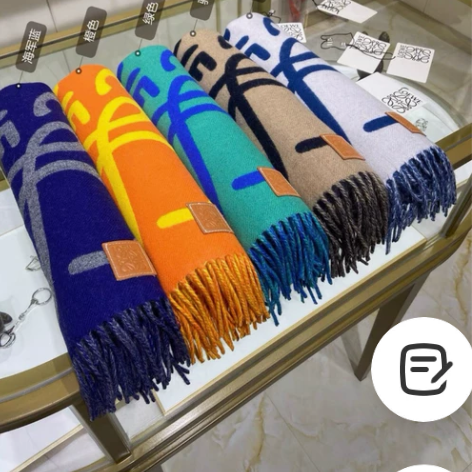 当季新品，各种大牌羊绒围巾，欢迎订购咨询。...