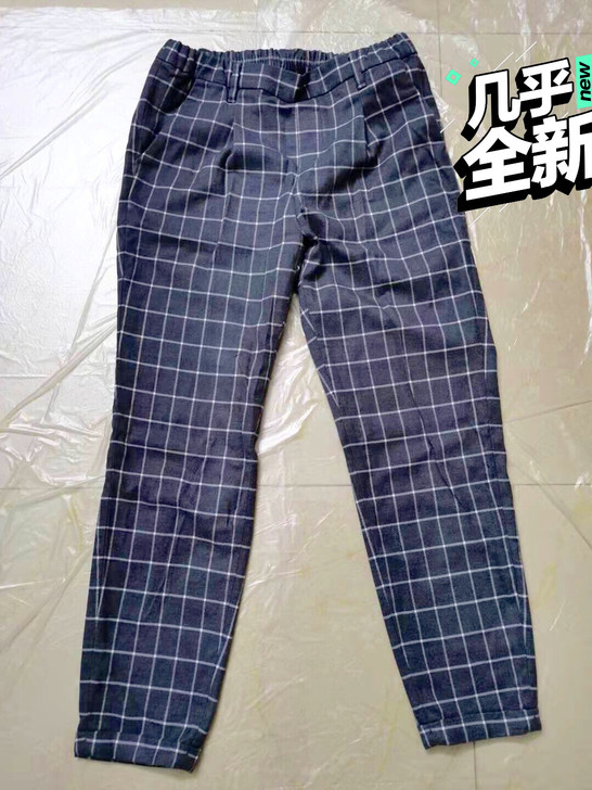 休闲裤小脚裤女九分裤格子 L码 很百搭 本...